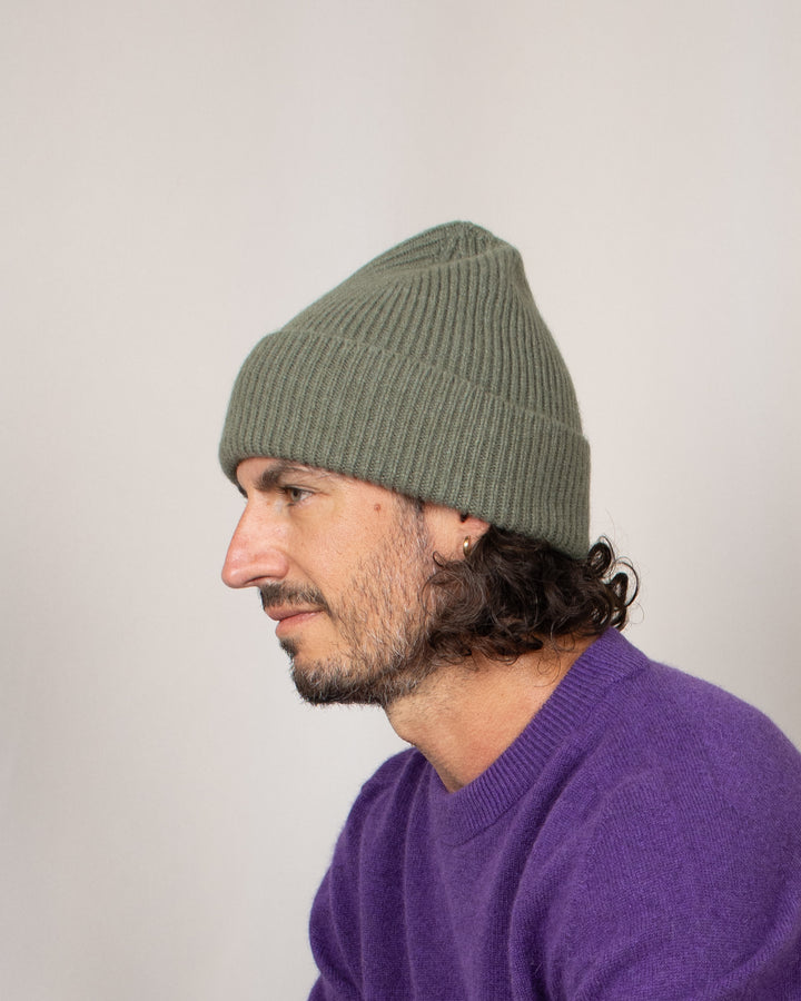 Bonnet Mackie Barra Hat Thicket, porté de côté