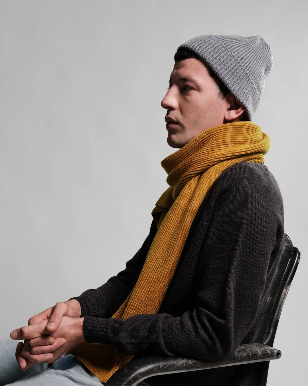 Bonnet Ara Gris moyen — vue portée 2