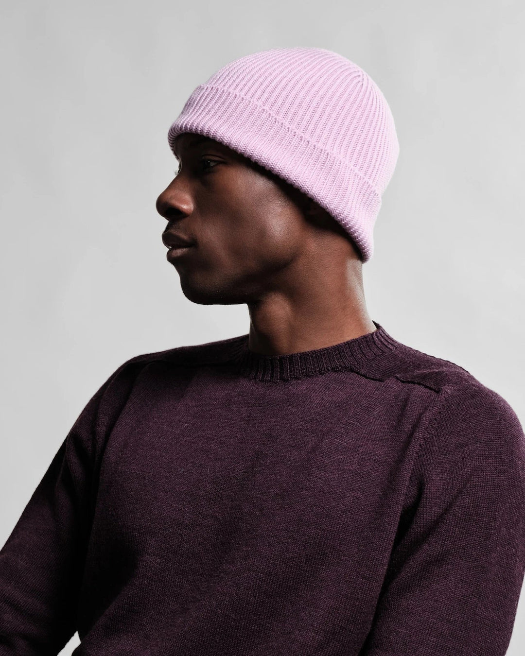 Bonnet Ara Lilas — vue portée 2