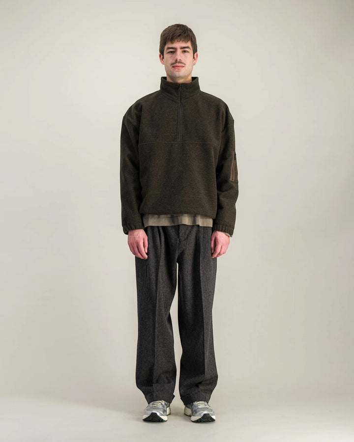 Atlas Wool Kaki Chiné Parages, vue portée de face en entier