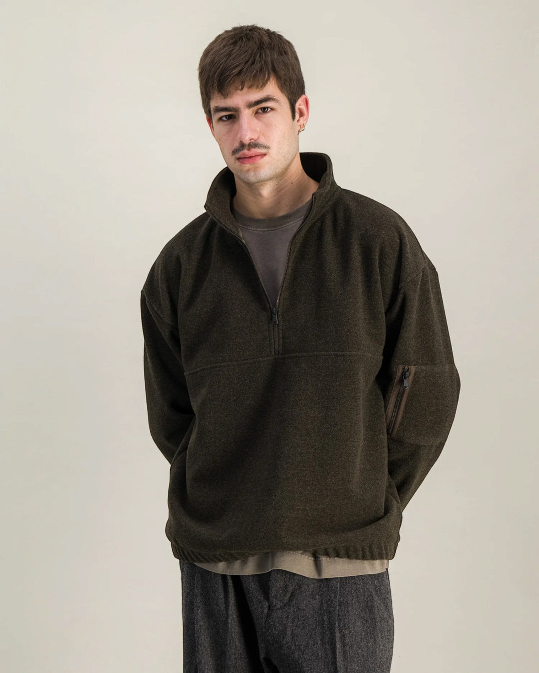 Atlas Wool Kaki Chiné Parages, vue portée rapprochée