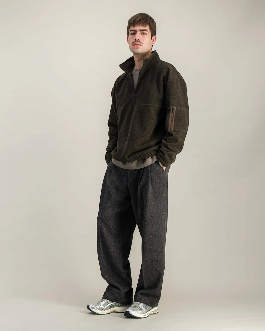 Atlas Wool Kaki Chiné Parages, vue portée de trois-quarts