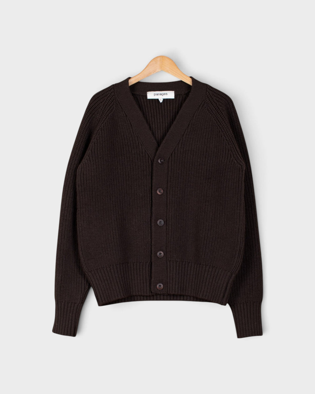 Guy Heavy Cardigan Dark Brown Parages, vue à plat de face