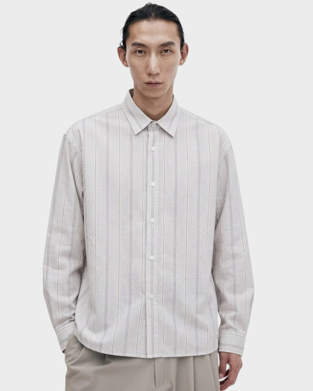 Unfeigned Long Sleeve Baggy Shirt Organic Cotton Thousand Stripes 2, vue portée de face